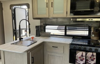 2023 Salem Cruise Lite** Our Airbnb on Wheels I**