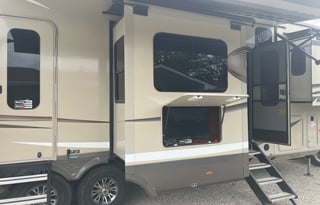 2019 Jayco Pinnacle 38FLWS