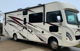 Adventure Ready Class A RV | Sleeps 4 | Chicago