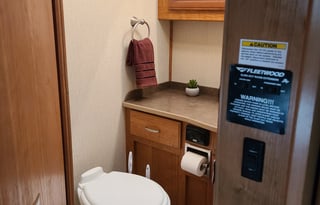 2015 Fleetwood Bounder(Delivery only)