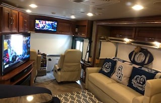 2017 Winnebago Forza 36G