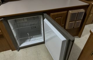 Upgraded Fully Stocked Pop-up with 2 King Beds!