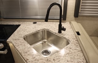 Free WiFi & Dish! The Mackenzie-31' 2023 Thor FE