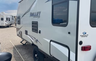 Caravan of Dreams - Livin' Life!!