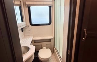 Convenience Rv's Riviera