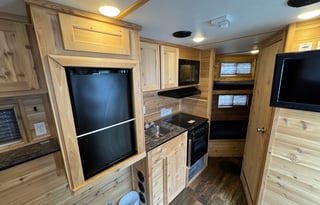 Frank 2023 ice castle range runner