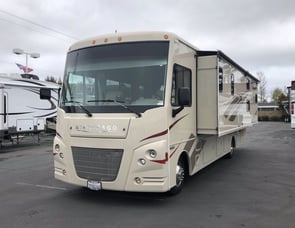 Winnebago Vista 31BE