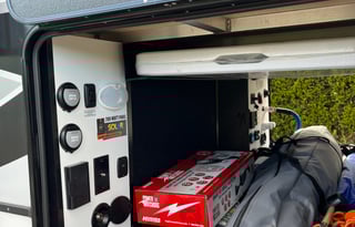 Big Merla Sleeps 7 and Bring your Furry Friends