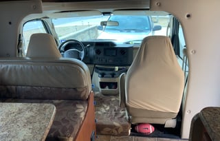 Chuck and Tammy’s 2013 Four Winds 22E