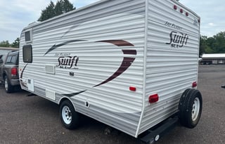 Light Weight Jayco Travel Trailer SUV towing