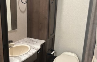 2019 Coachmen RV Freelander 27QB Chevy 4500