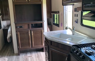 JBL Camping! 2018 Jayco Jay Flight sleeps 10
