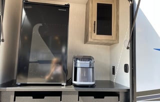 2022 Cherokee Arctic Wolf Suite 3660