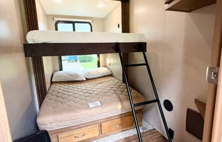 2018 Coachmen RV Chaparral 373MBRB