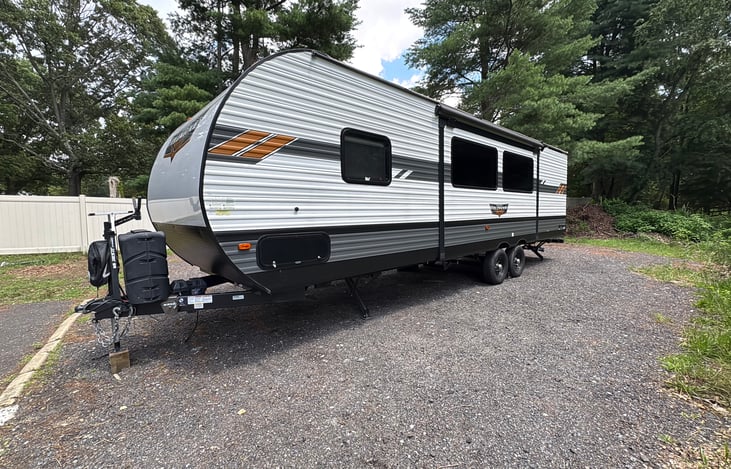 Drivers side closed up, ready for trailering.