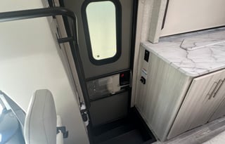 2024 NEW Thor Compass AWD Class B+