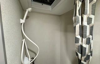 New! Light Weight 16' Bunkhouse