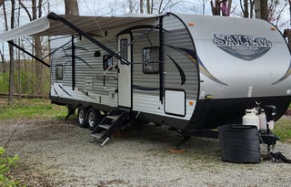 Salem Family Bunkhouse - "RUSSELL"