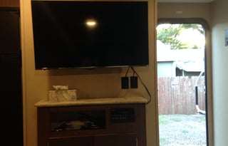 2017 Coleman 28 Foot Bunk house