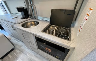 2024 NEW Thor Compass AWD Class B+