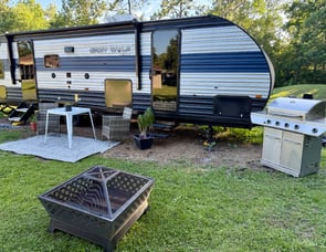Forest River RV Cherokee Grey Wolf Black Label 27DBHBL
