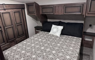 2021 KZ Durango Half-Ton D286BHD