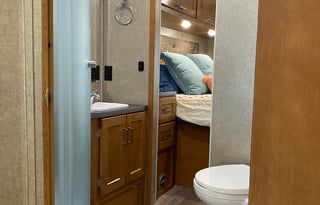 2019 Winnebago Minnie Winnie 31G