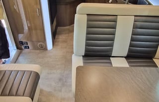 Trendy Winnie, sleeps 6, like a camper van