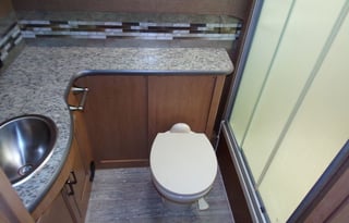 Like-New, Clean and Spacious Family-Friendly Class-A