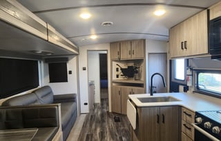 Paws & Relax RV Rental