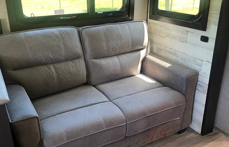 Loveseat or full size pullout bed. Sleeps1- 2.