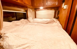 Coachmen Freelander 21QB + free Enter Yosemite NP