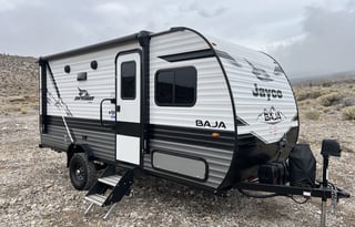 Ultimate RV with Solar and lots of Upgrades