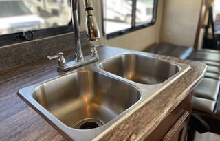 2017 Coachmen Pursuit 30 FW - NO SPECIAL DL NEEDED