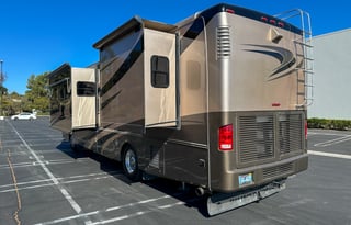 Luxury Class A Diesel Pusher Coach