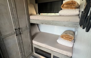 2022 Heartland Milestone 370FLMB