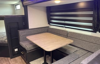 2022 32ft Cherokee Grey Wolf