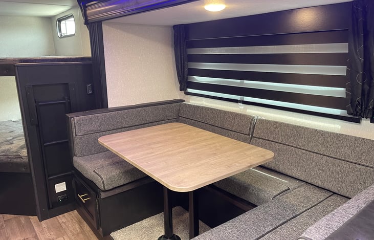 U-shape dinette that converts into a bed