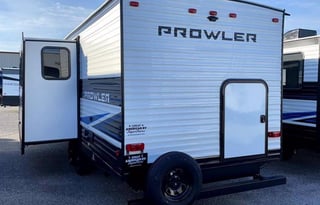 NOWHERE RV - Base Camp