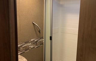 "Tiny" 2019 Thor Motor Coach Freedom Traveler 24HE