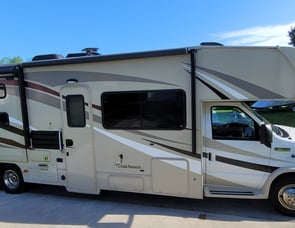 Coachmen RV Leprechaun 310BH Ford 450