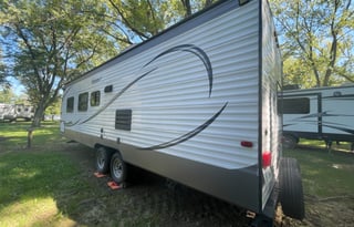 Fifth Wheel's A Charm