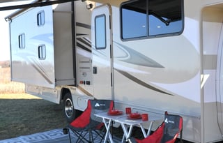 Funky Class C RV w/ 2 Bunks + Queen Suite Sleeps 8