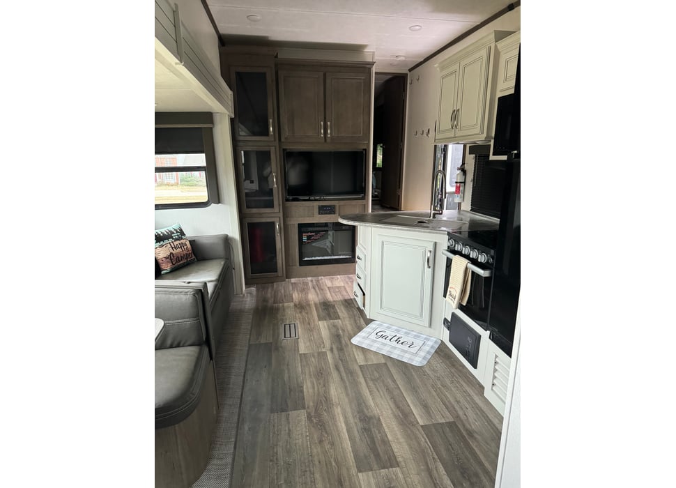 Fifth Wheel rentals in Smithfield