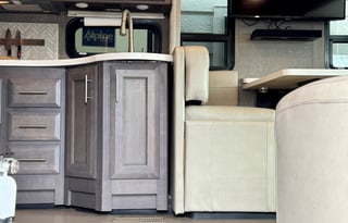 2022 Thor Motor Coach Palazzo 33.5 - Bunkhouse