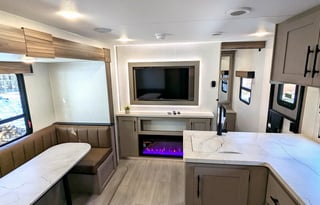 2025 KZ Connect SE – Sleeps 6–7