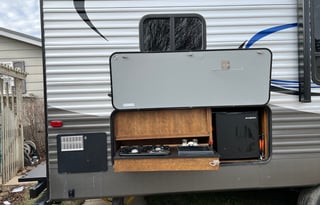 Schulz 2017 CrossRoads Zinger 30’ Travel Trailer