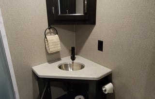 "MaBelle" Family RV-2 Full Bath-Kid/Pet Approved!