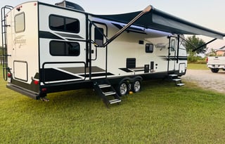 2021 Grand Design Imagine 2910BH