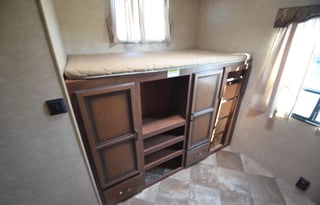 2014 CrossRoads RV Zinger ZF31BH *DELIVERY ONLY*